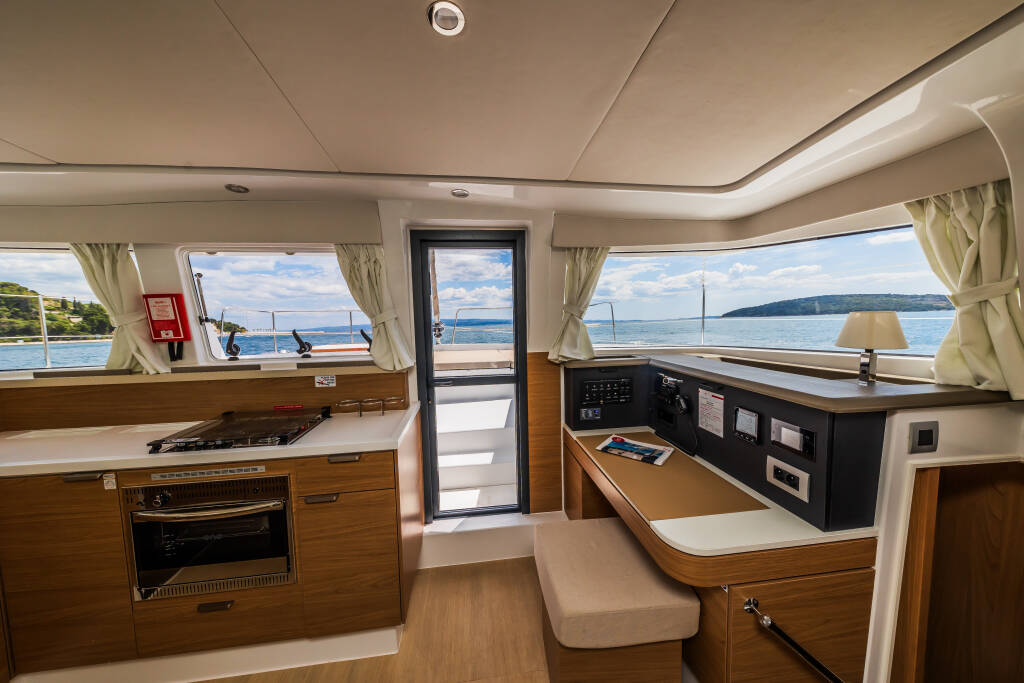 Catamaran Bali 4.2 Au Soleil