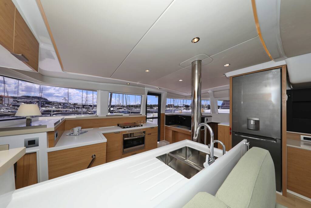Catamaran Bali 4.2 Mademoiselle