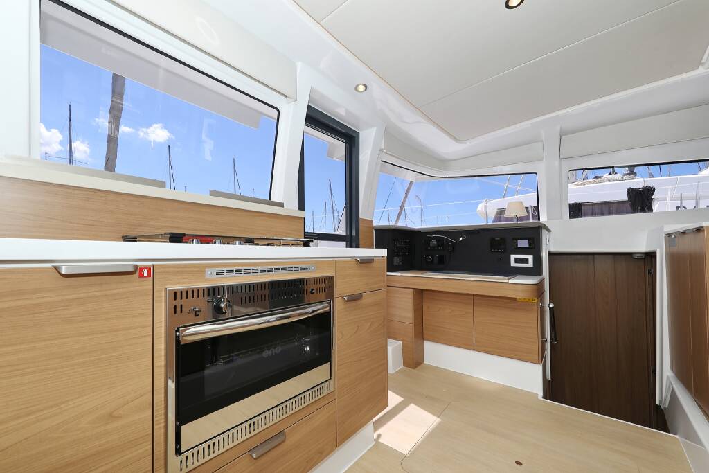 Catamaran Bali 4.2 Mademoiselle