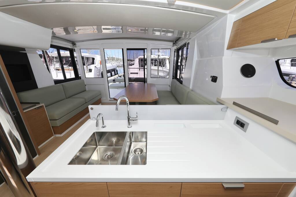 Catamaran Bali 4.2 Mademoiselle