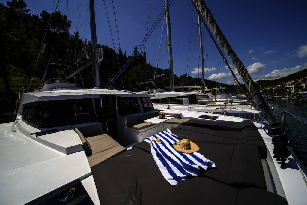 Katamaran Bali 4.2 First Feeling