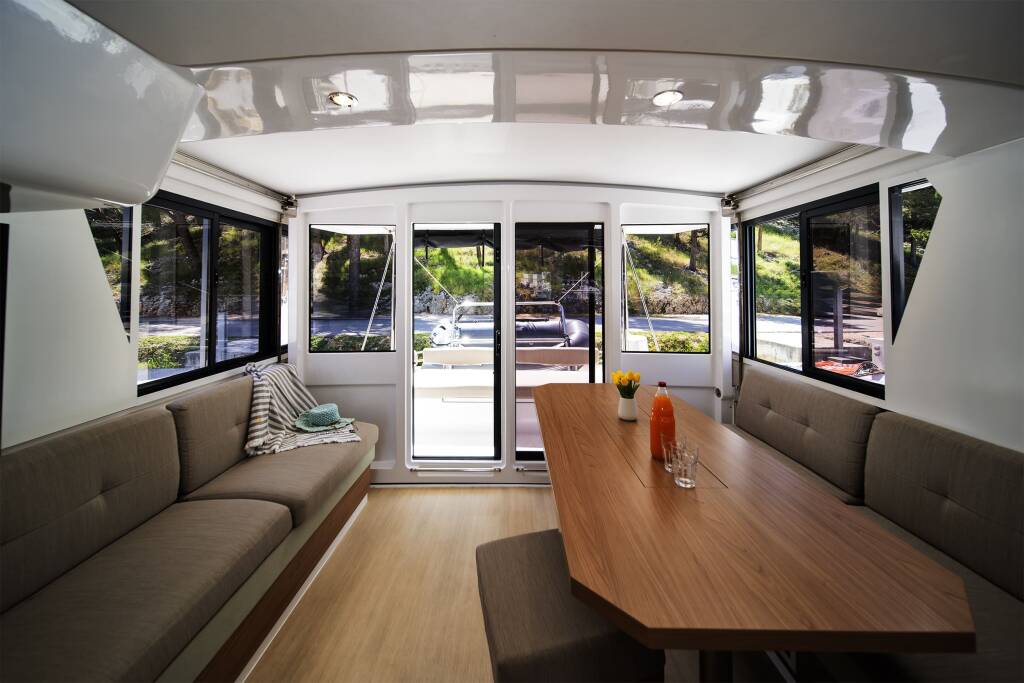 Katamaran Bali 4.2 First Feeling