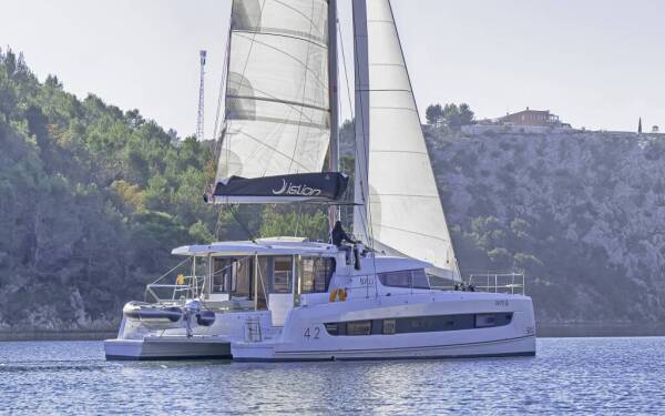 Bali 4.2 First Feeling ACI Marina Skradin