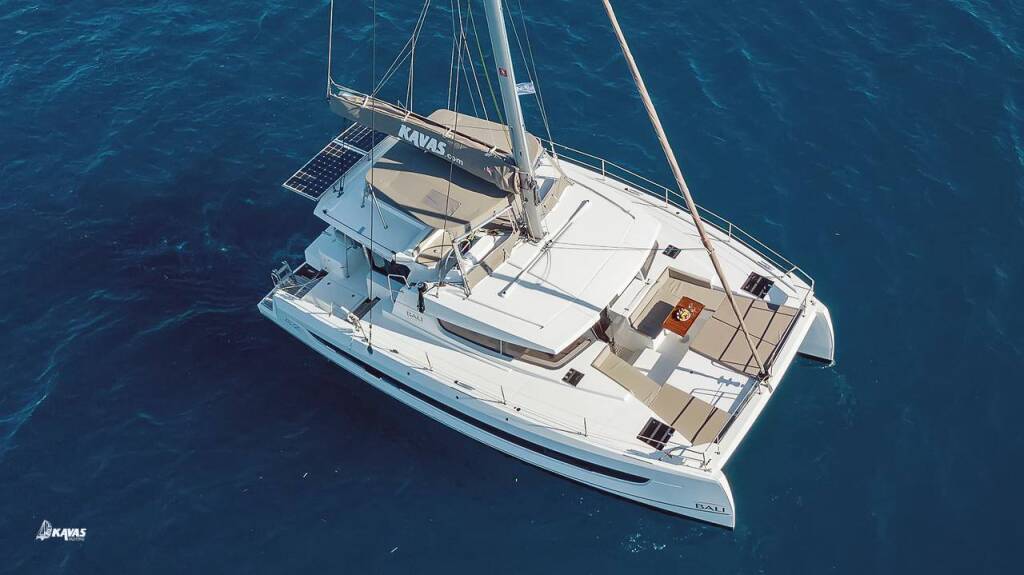 Catamaran Bali 4.2 Kos 42.10