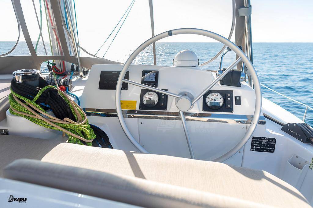 Catamaran Bali 4.2 Kos 42.10