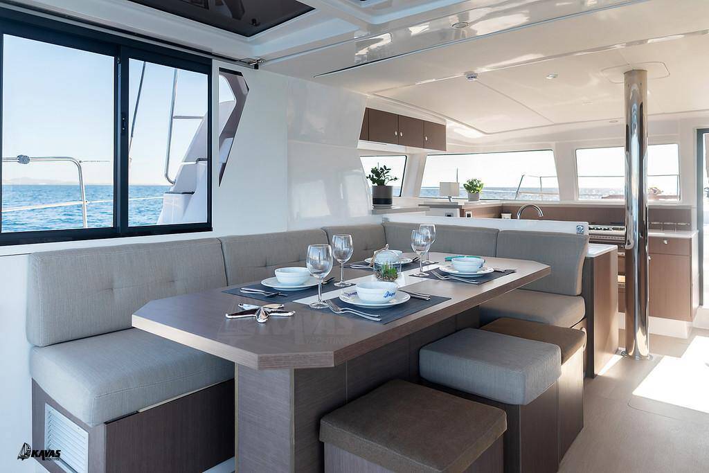 Catamaran Bali 4.2 Kos 42.10