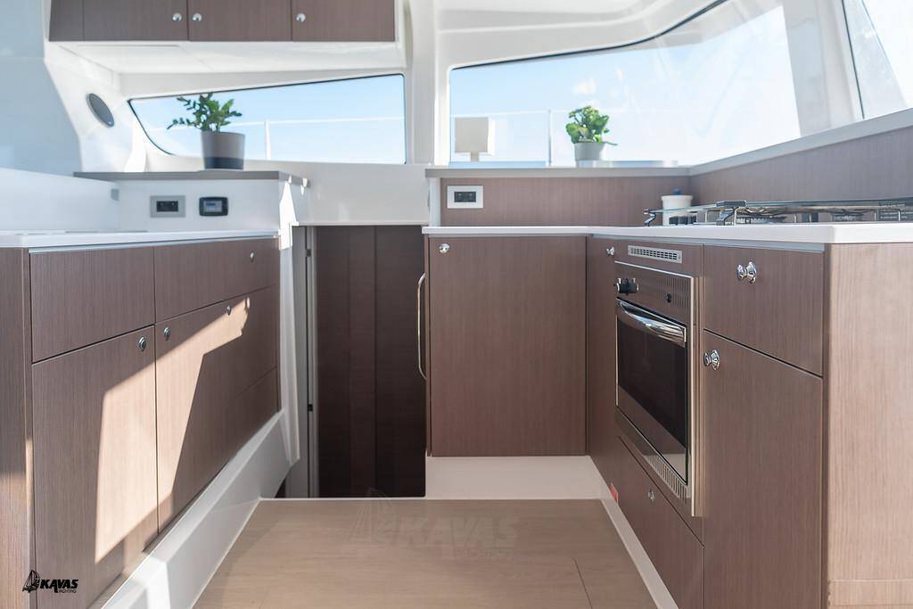 Catamaran Bali 4.2 Kos 42.10