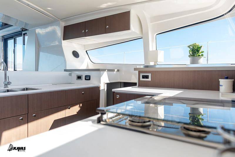 Catamaran Bali 4.2 Kos 42.10