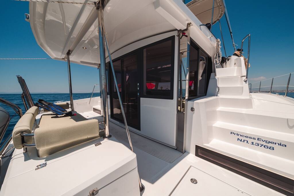 Catamaran Bali 4.2 Princess Evgenia