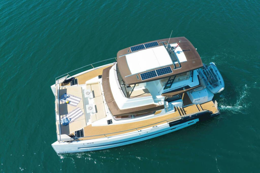Power catamaran Bali 4.3 MY Sierra