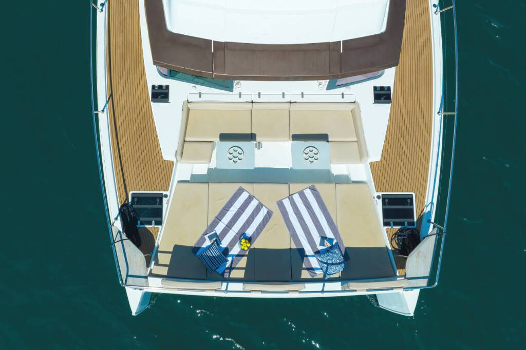 Power catamaran Bali 4.3 MY Sierra