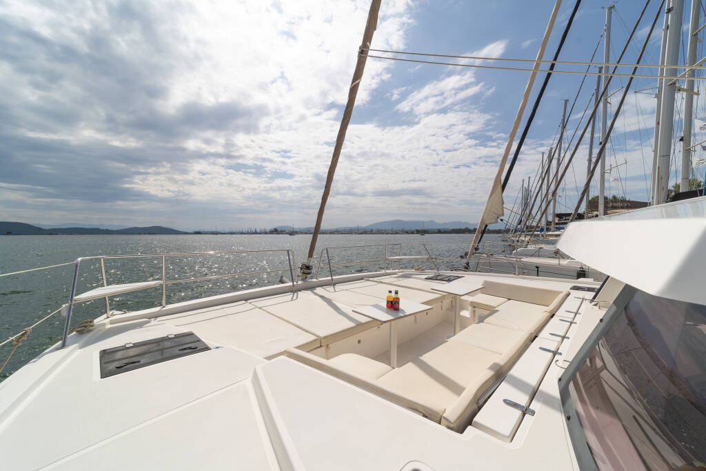 Catamaran Bali 4.3 