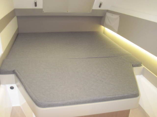 Katamaran Bali 4.3 ECONOMY