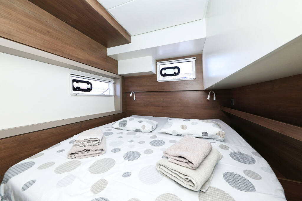 Katamaran Bali 4.4 Algol