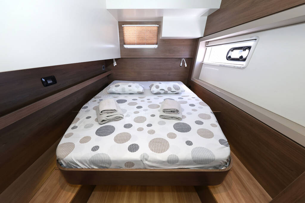 Katamaran Bali 4.4 Algol