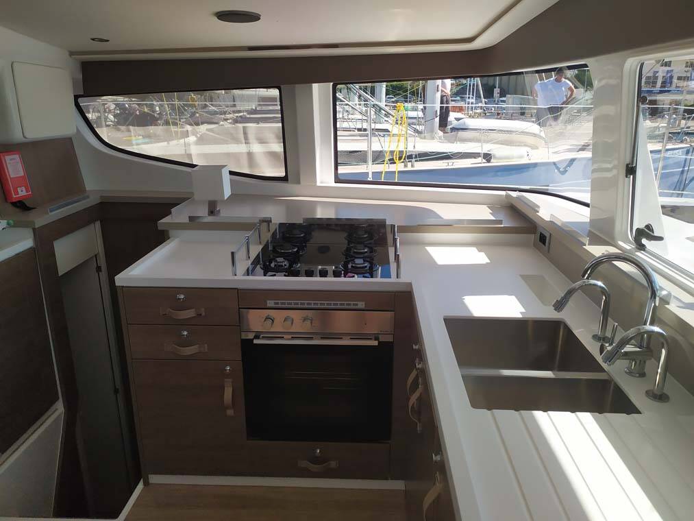Catamaran Bali 4.4 Tiraminelli