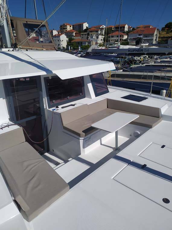 Catamaran Bali 4.4 Tiraminelli