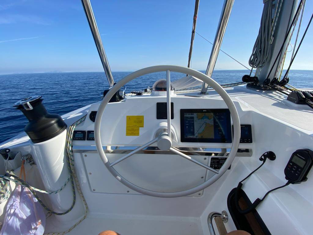 Catamaran Bali 4.4 Enterprise