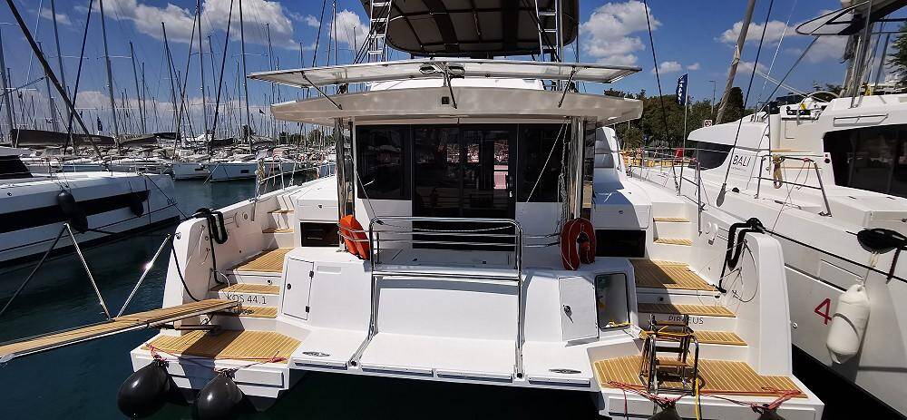 Catamaran Bali 4.4 Kos 44.1
