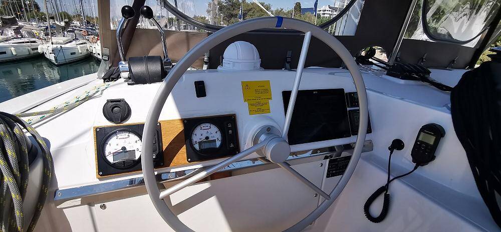 Catamaran Bali 4.4 Kos 44.1
