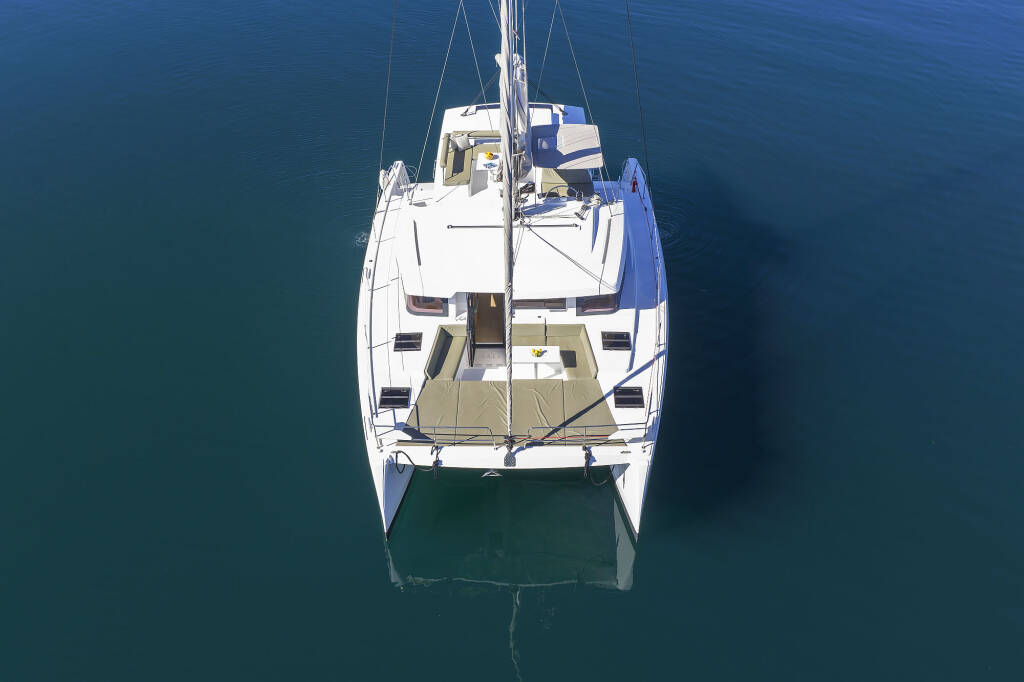 Katamaran Bali 4.4 Mela