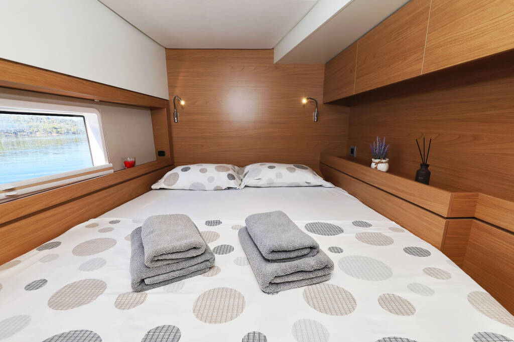 Katamaran Bali 4.4 Mela