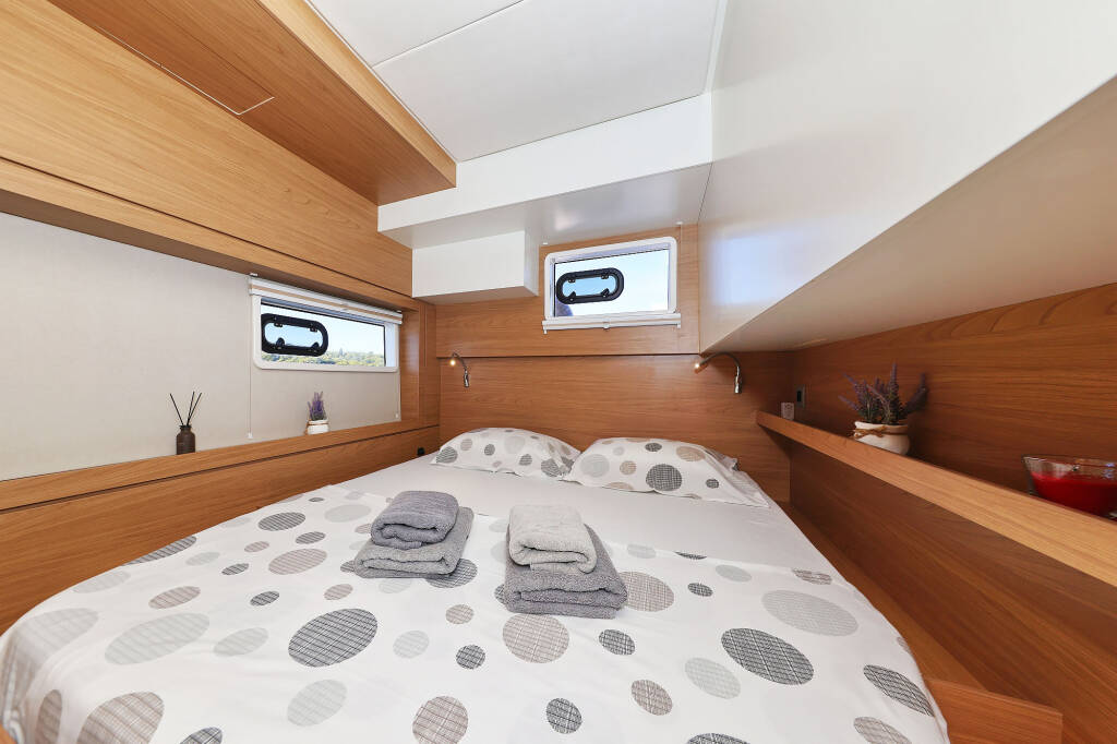 Katamaran Bali 4.4 Mela