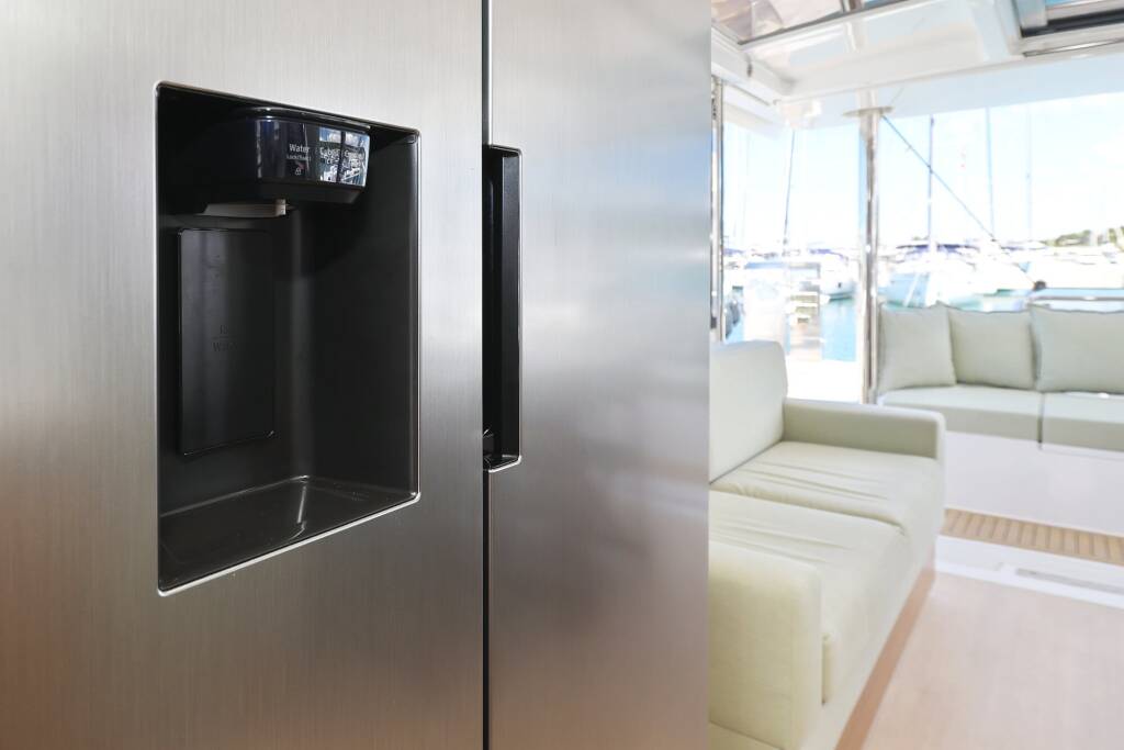 Katamaran Bali 4.4 Breeze