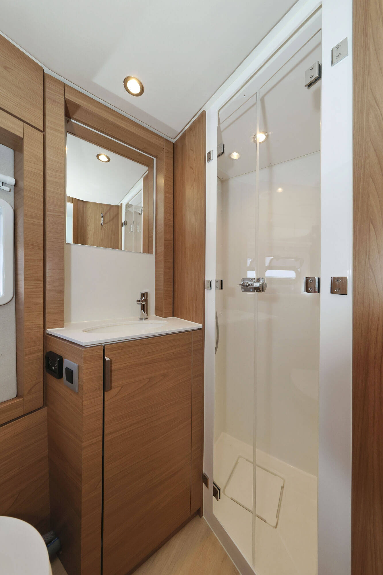 Katamaran Bali 4.4 Breeze