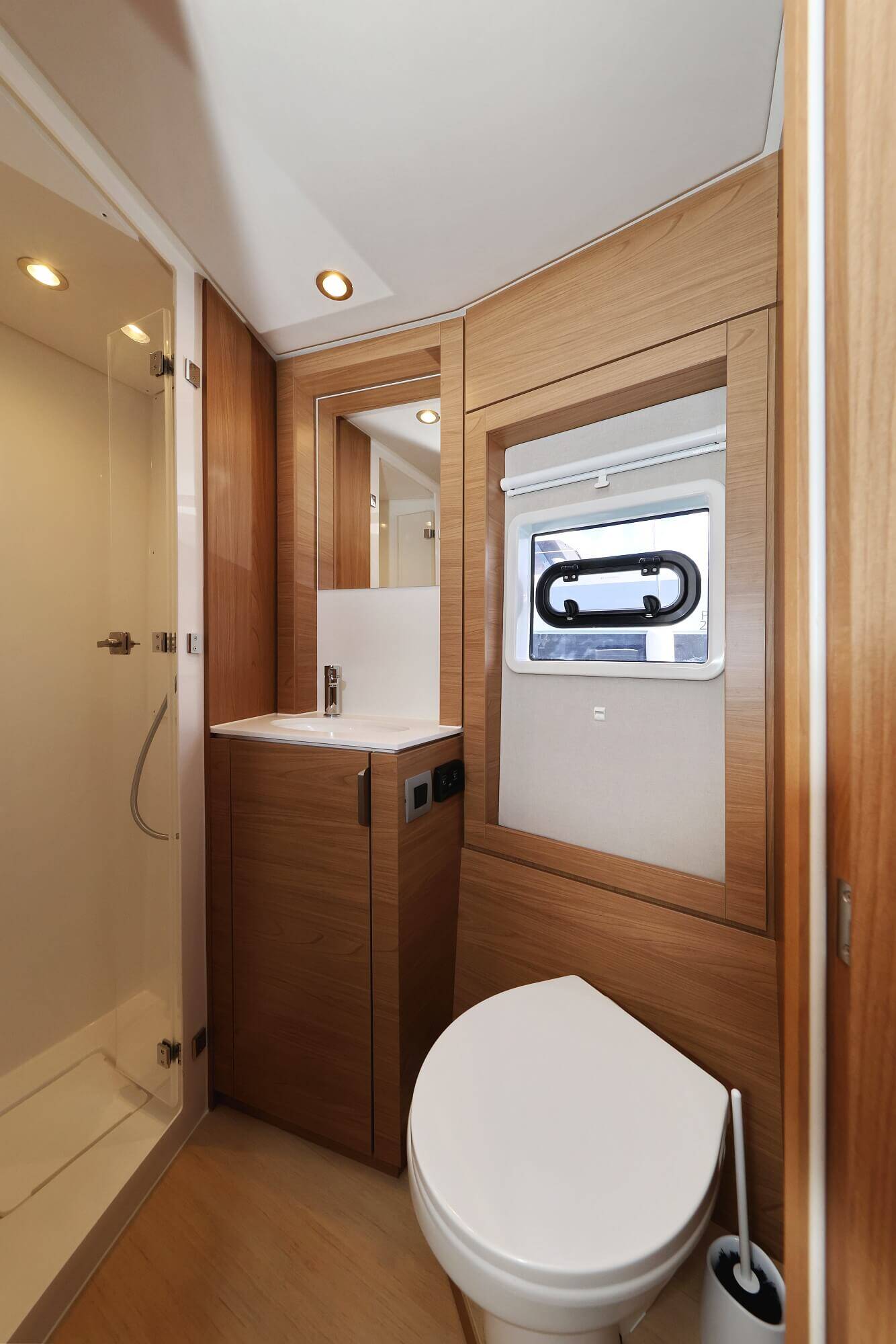 Katamaran Bali 4.4 Breeze