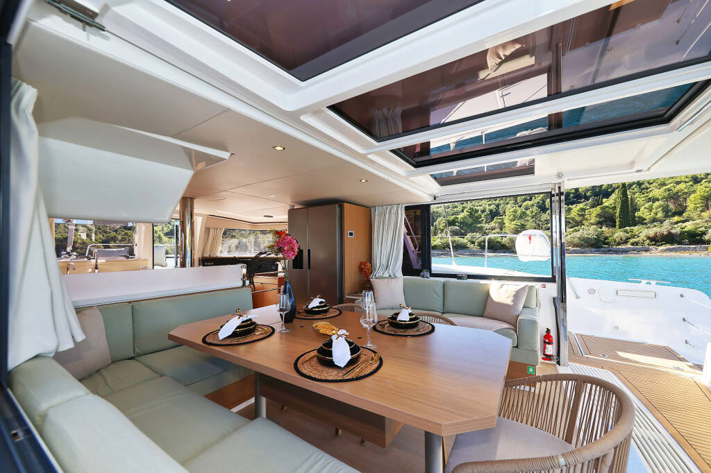 Katamaran Bali 4.4 Voyager