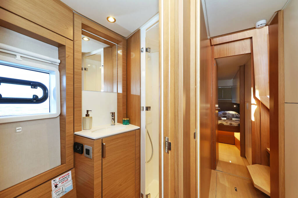 Katamaran Bali 4.4 Voyager