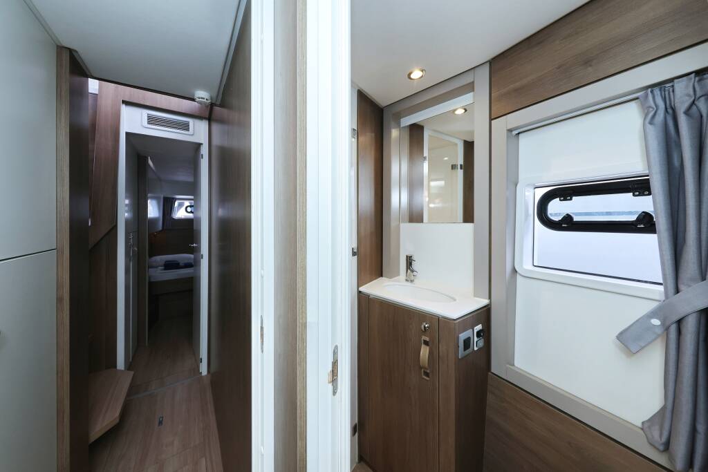 Katamaran Bali 4.4 Thetis