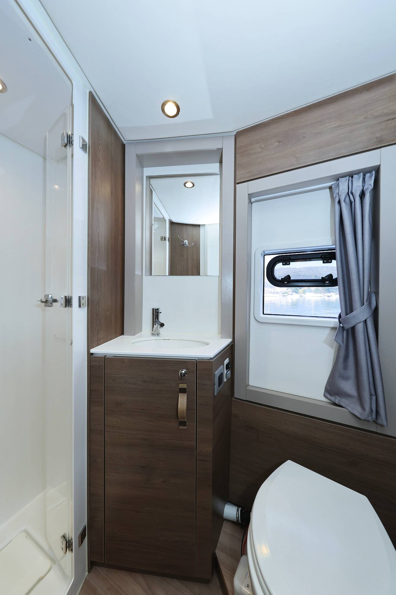 Katamaran Bali 4.4 Thetis