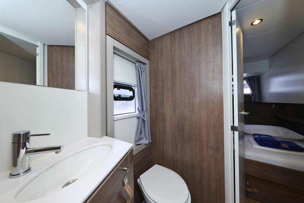 Katamaran Bali 4.4 Thetis