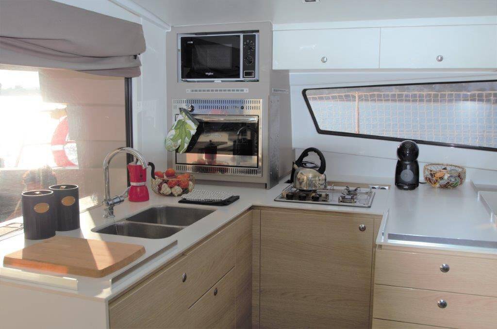 Catamaran Bali 4.5 Albert