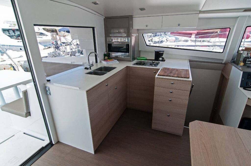 Katamaran Bali 4.5 Adria Nikita