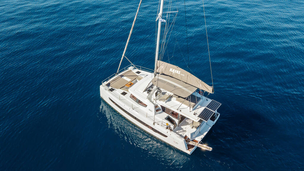 Katamaran Bali 4.6 Kos 46.Cat3
