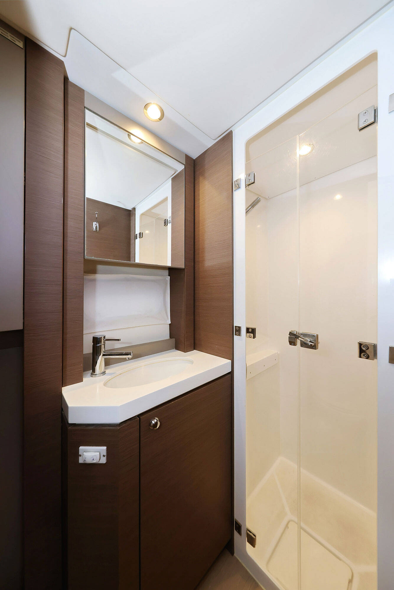 Katamaran Bali 4.6 Acrux