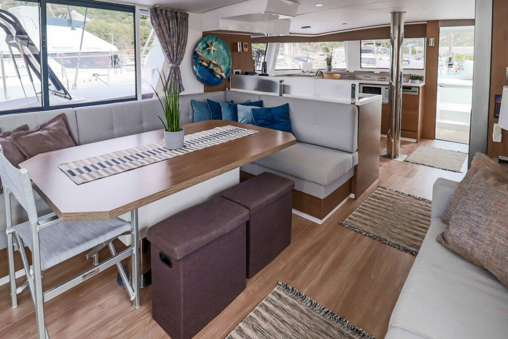 Catamaran Bali 4.6 Cyprinus