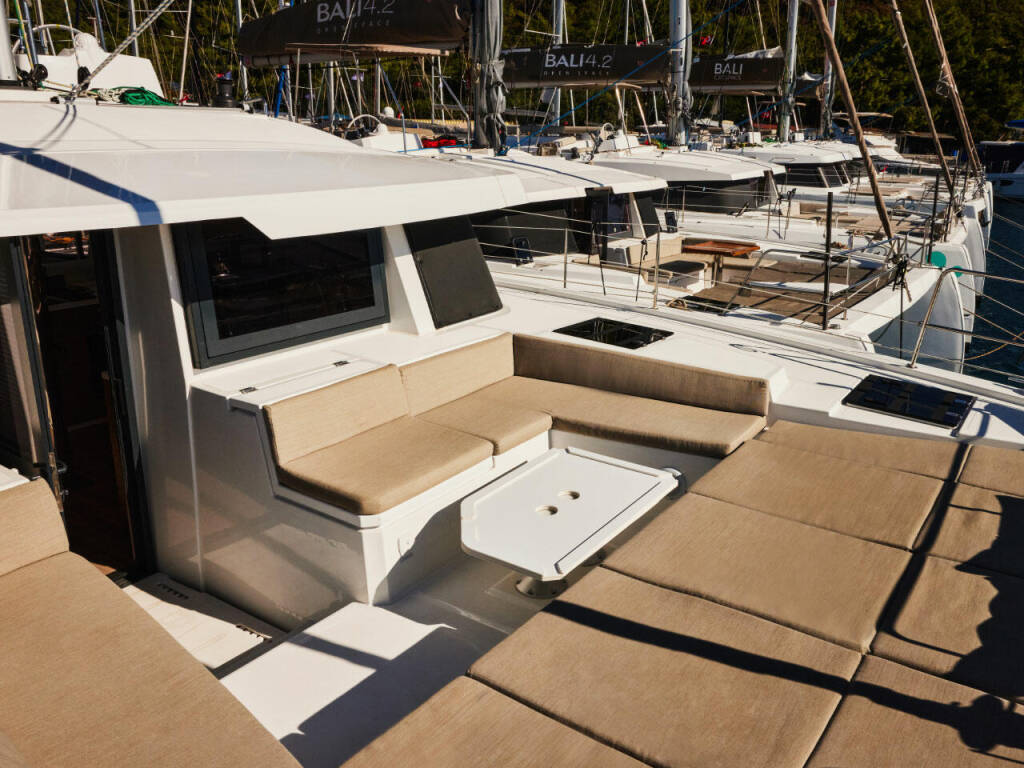 Catamaran Bali 4.6 Ediba Scorpio