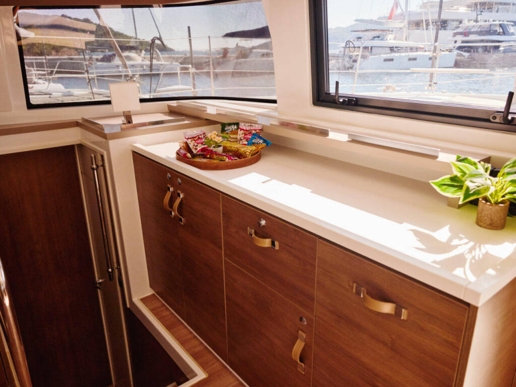 Catamaran Bali 4.6 Ediba Scorpio