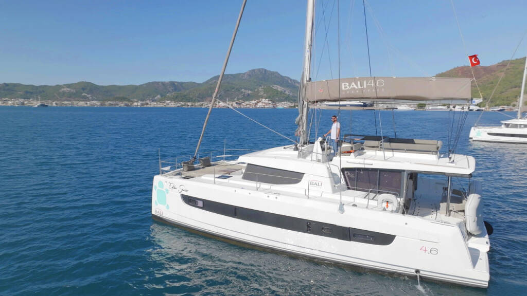 Katamaran Bali 4.6 Ediba Senior
