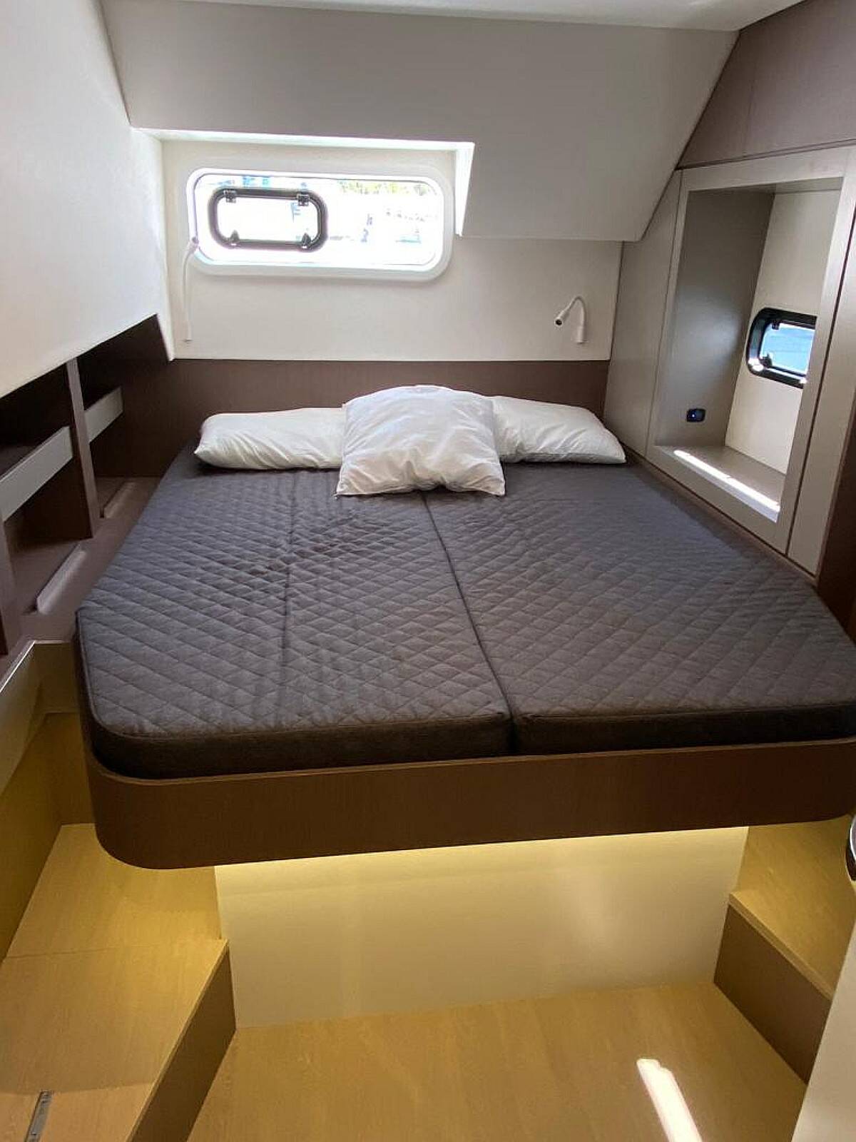 Katamaran Bali 4.6 Star Velvet