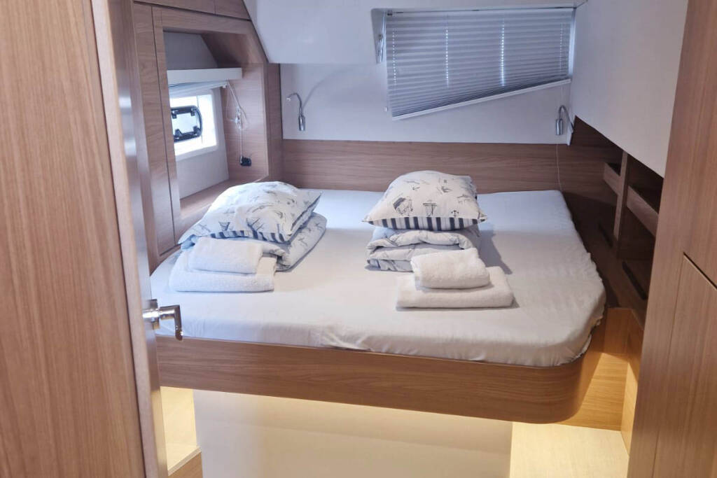 Catamaran Bali 4.6 Anjita