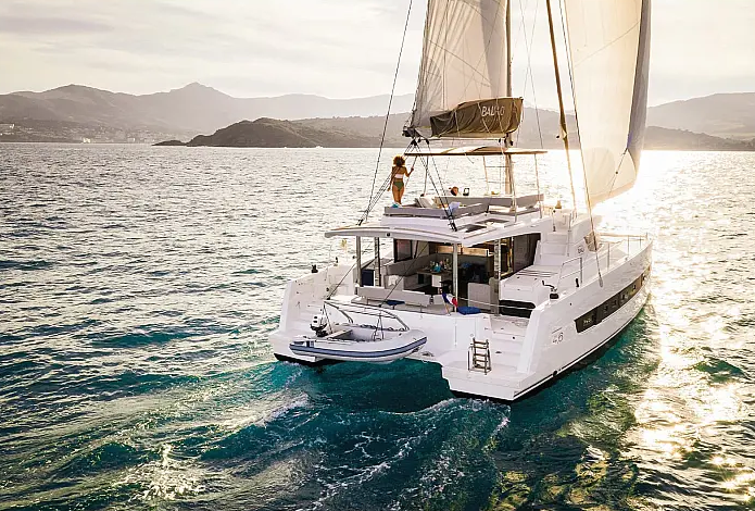 Katamaran Bali 4.6 E. M