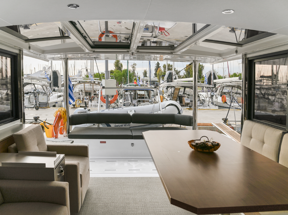 Katamaran Bali 4.6 E. M