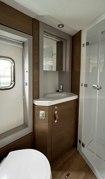 Katamaran Bali 4.6 E. M