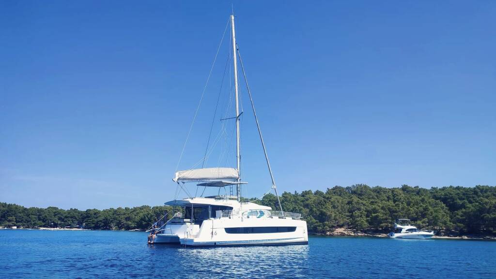 Katamaran Bali 4.6 Maestro