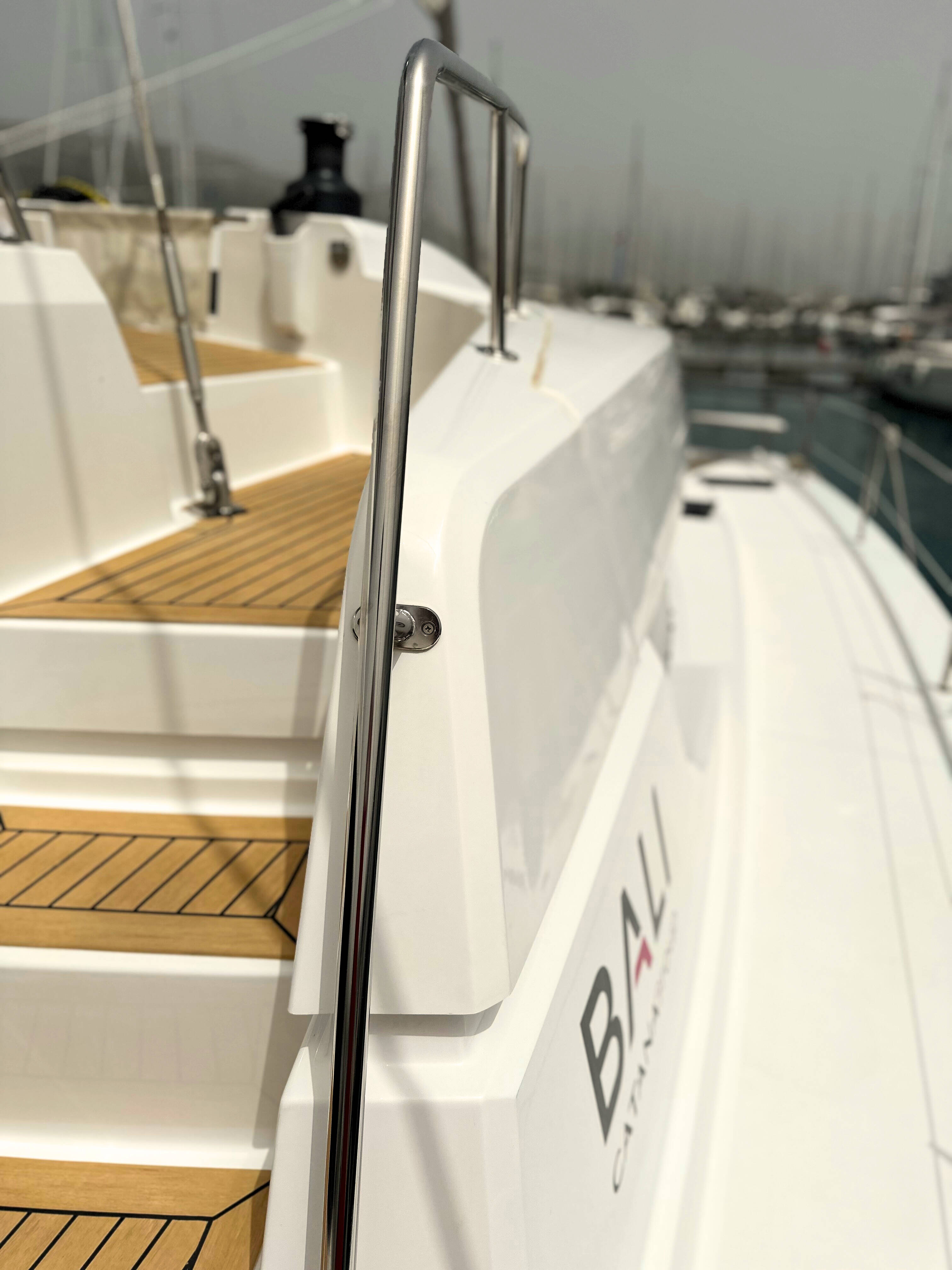 Katamaran Bali 4.6 Maestro